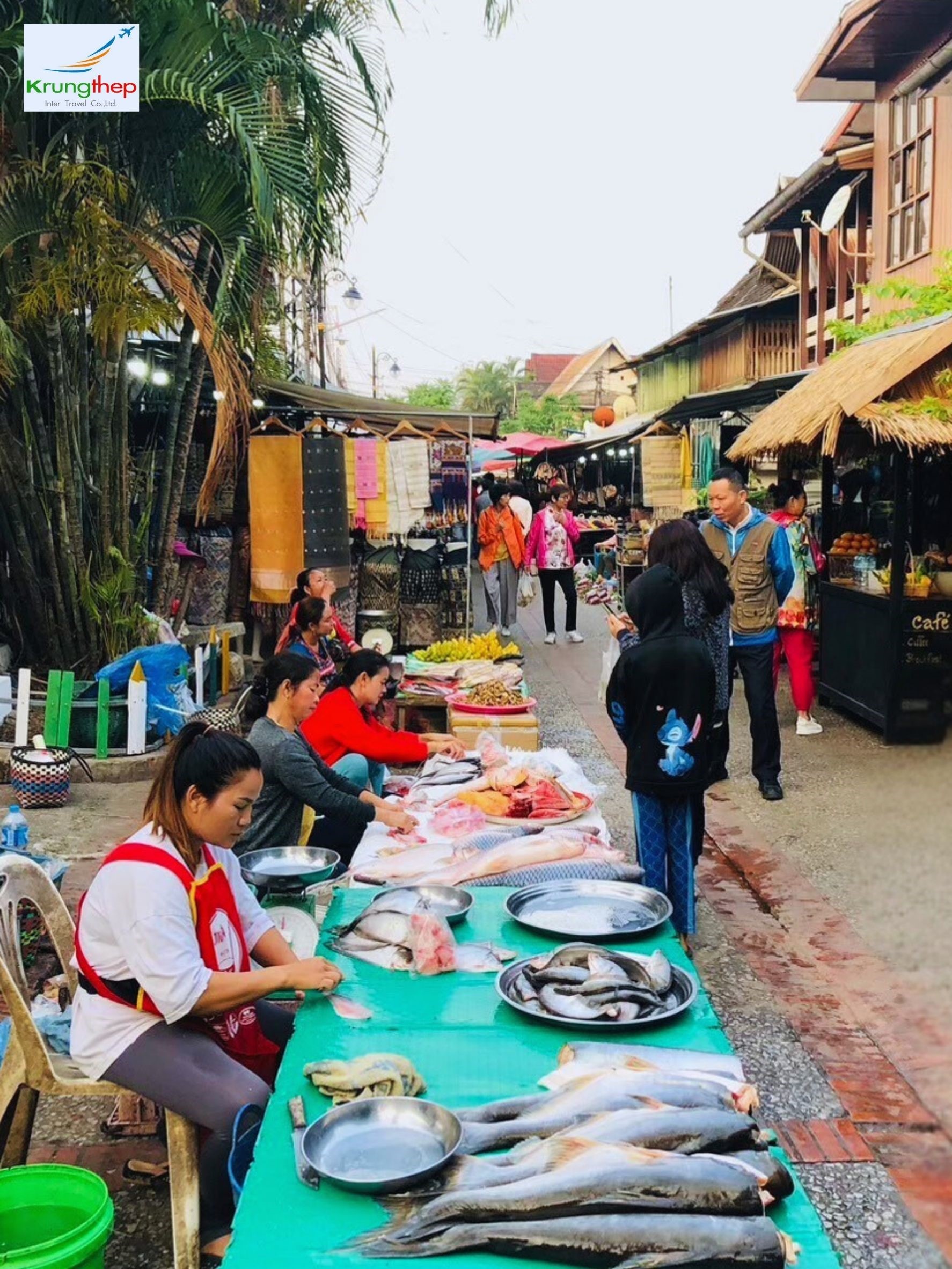 ตลาดเช้าหลวงพระบาง